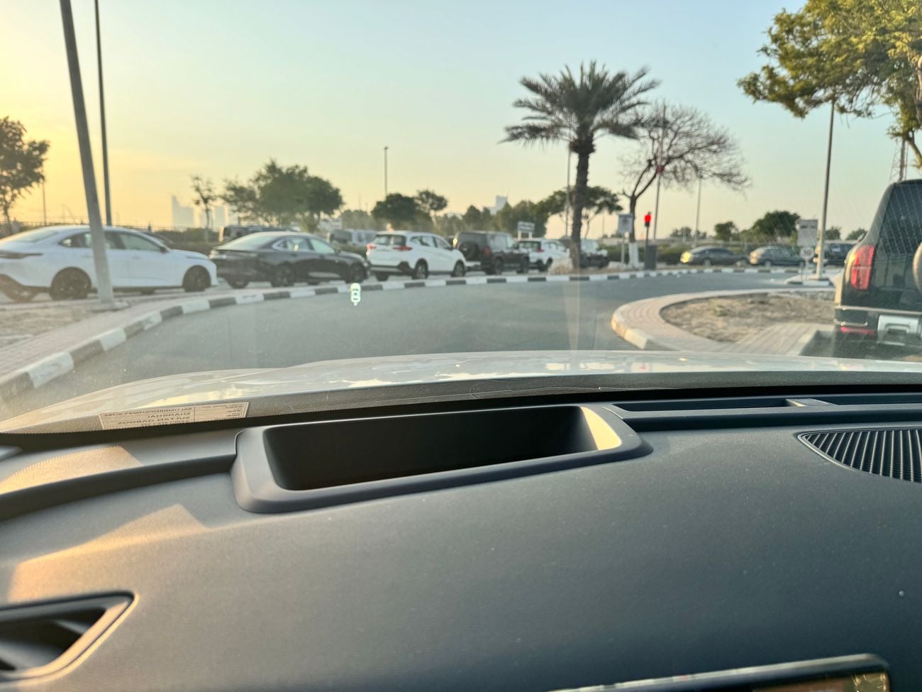 بي واي دي سيل 06 دي إم-آي Flagship DM-i 210KM