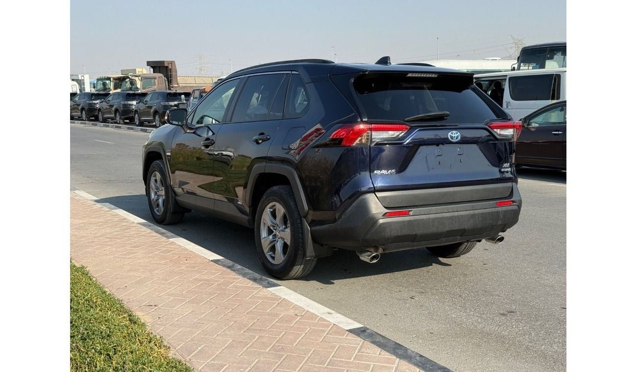 Toyota RAV4 RAV4 Xle Hybrid 4x4 2023