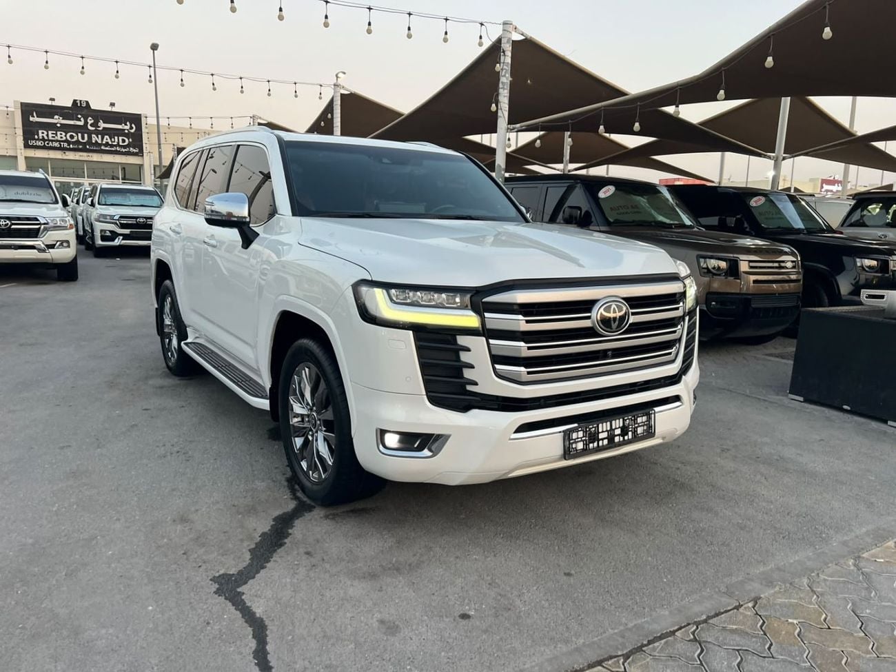 Toyota Land Cruiser VXR 2022.ENGINE 3.5L/V6