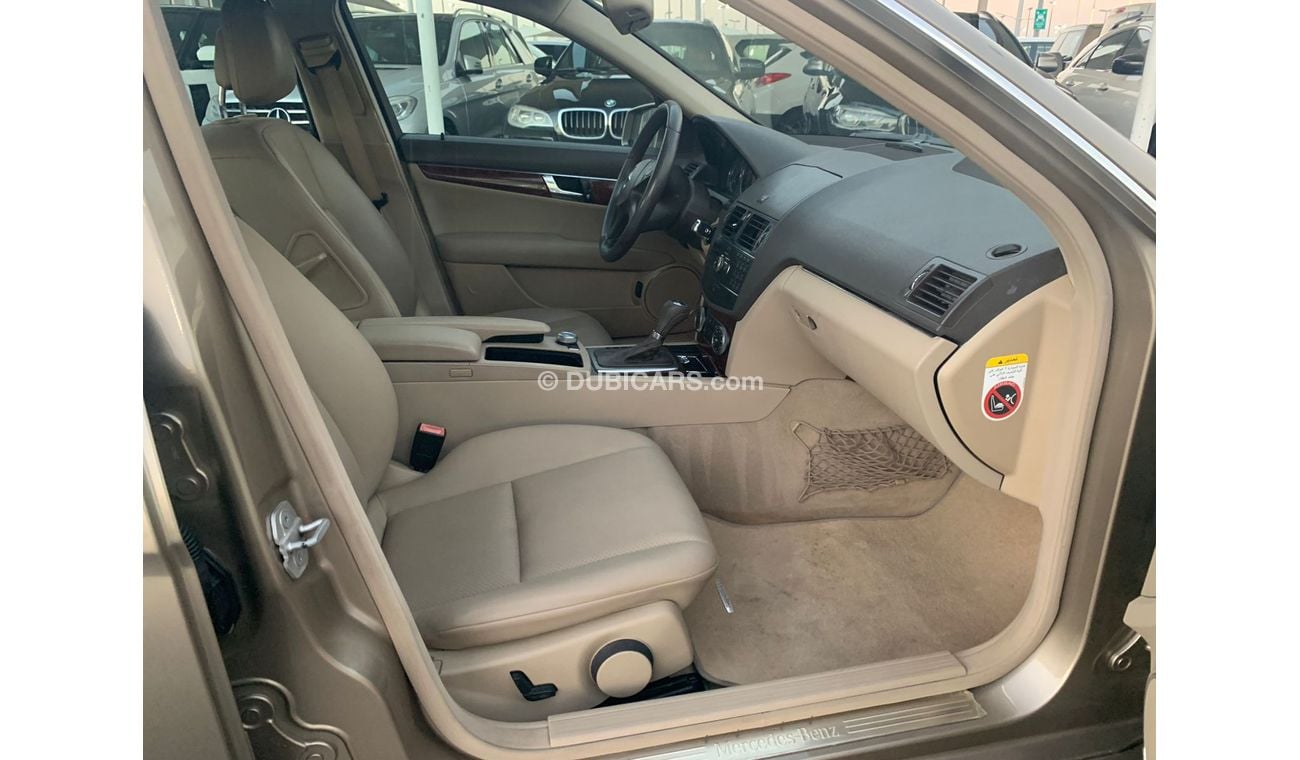 مرسيدس بنز C 200 Mercedes C200 2009