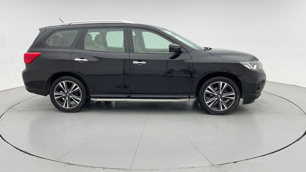 نيسان باثفايندر SL 3.5 | بدون دفعة مقدمة | اختبار قيادة مجاني للمنزل