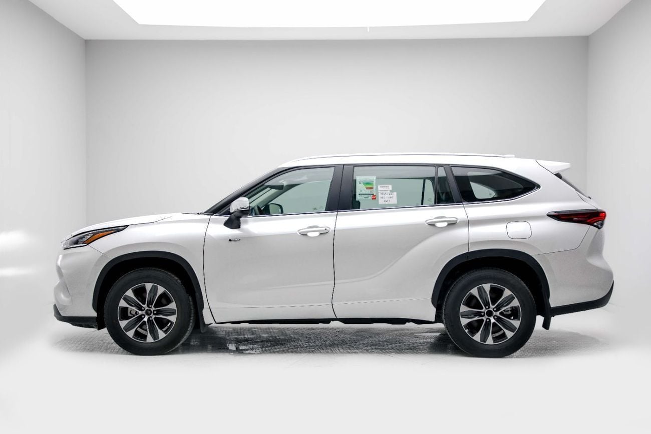 تويوتا هايلاندر GLE 2.5L Hybrid - Platinum White Pearl Inside Grey | Export Only