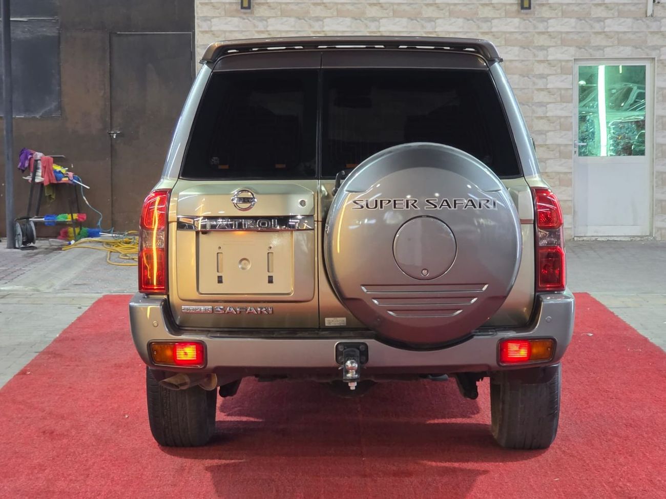 Nissan Patrol Super Safari 