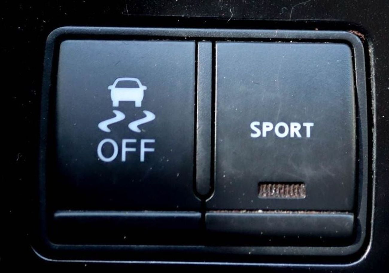 Nissan Maxima SV 3.5L Nissan Maxima 3.5 L 2020 GCC, full option, accident-free, in condition, 991 P.M