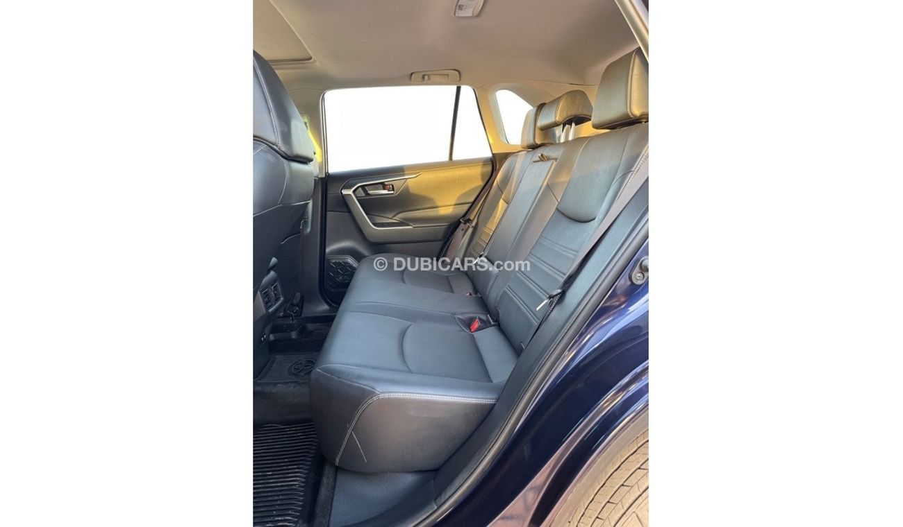 Toyota RAV4 2019 TOYOTA RAV4 XLE 4x4 FULL OPTIONS IMPORTED FROM USA