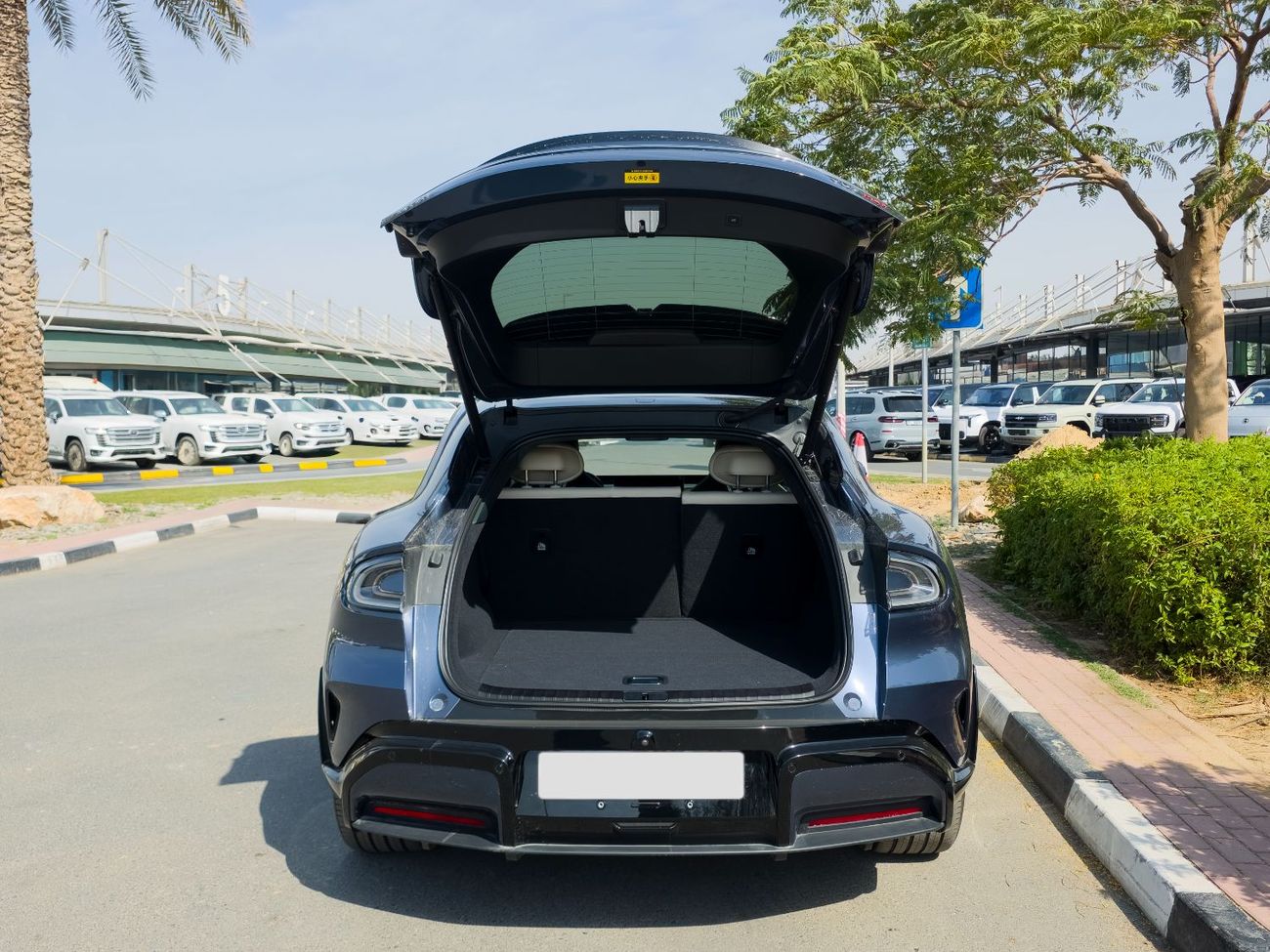 شاومى YU7 Xiaomi  Max YU7 2025 - With Master Account - Panorama - 21" Alloy Wheels - EVS Warranty