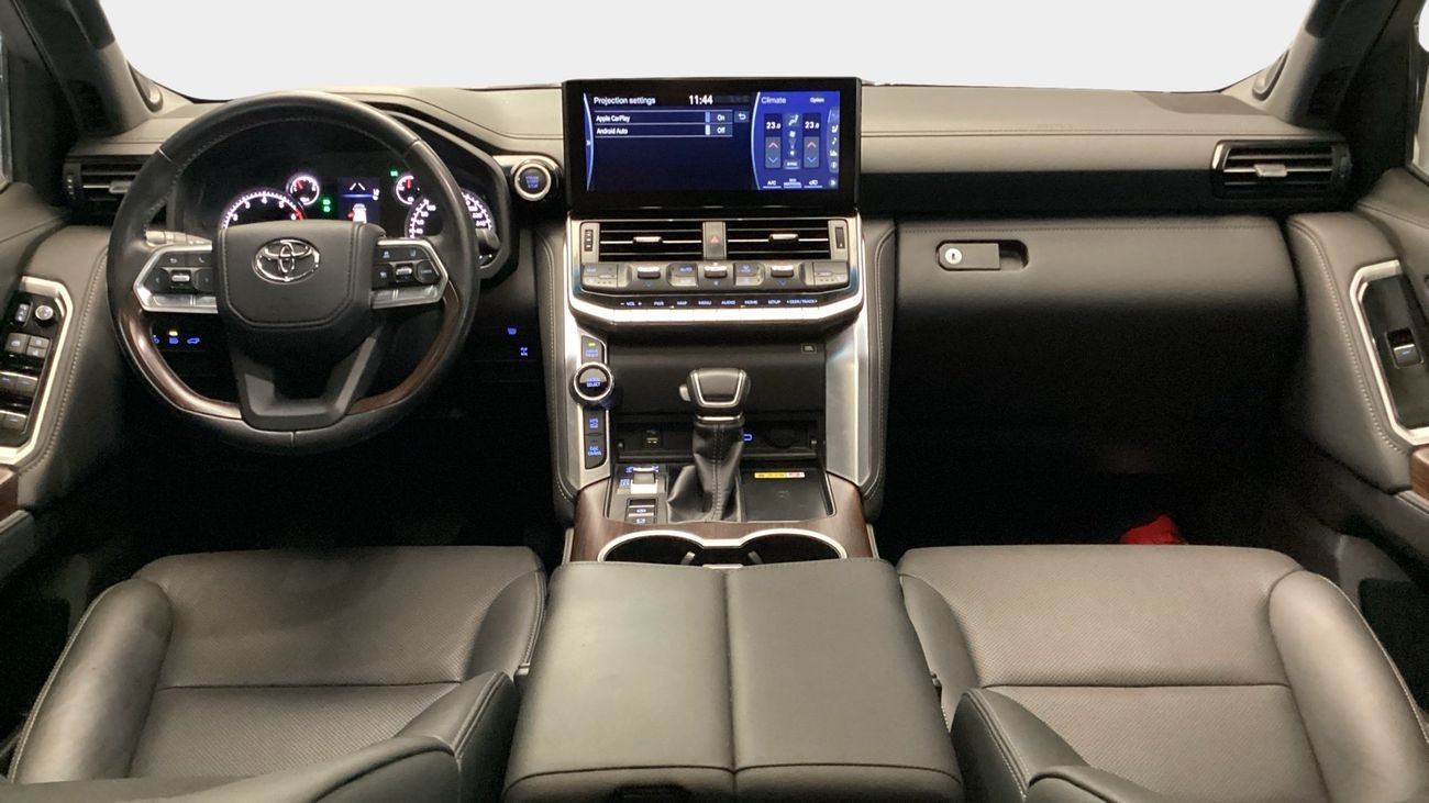 Toyota Land Cruiser GXR | upto AED 20,000 Ramadan Discount | Guaranteed Warranty | 0 Down Payment