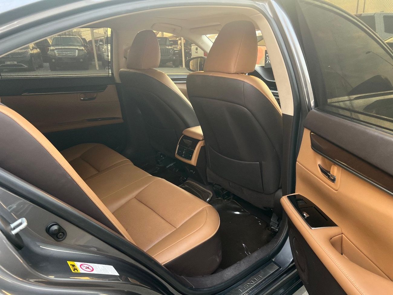 Lexus ES250 Prestige 2.5L