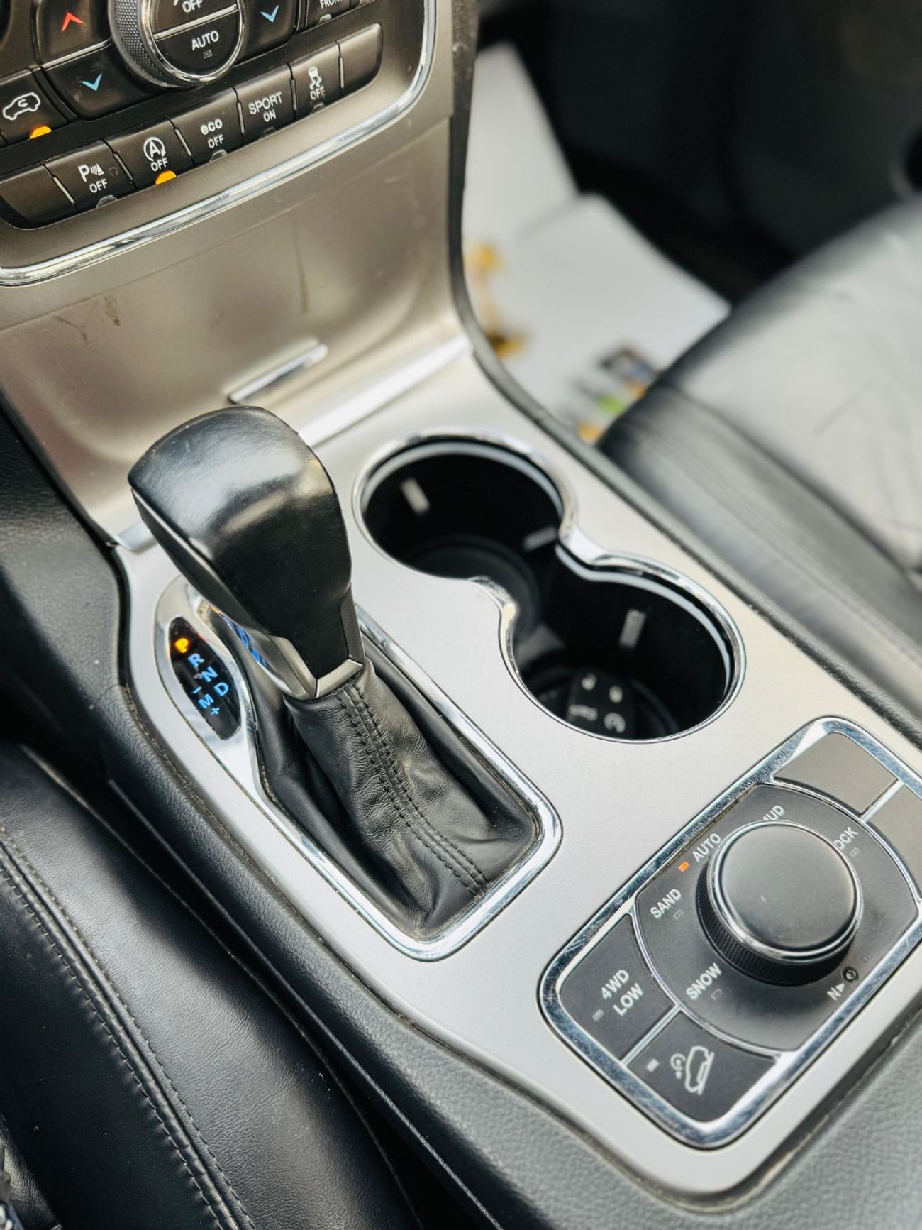 جيب جراند شيروكي