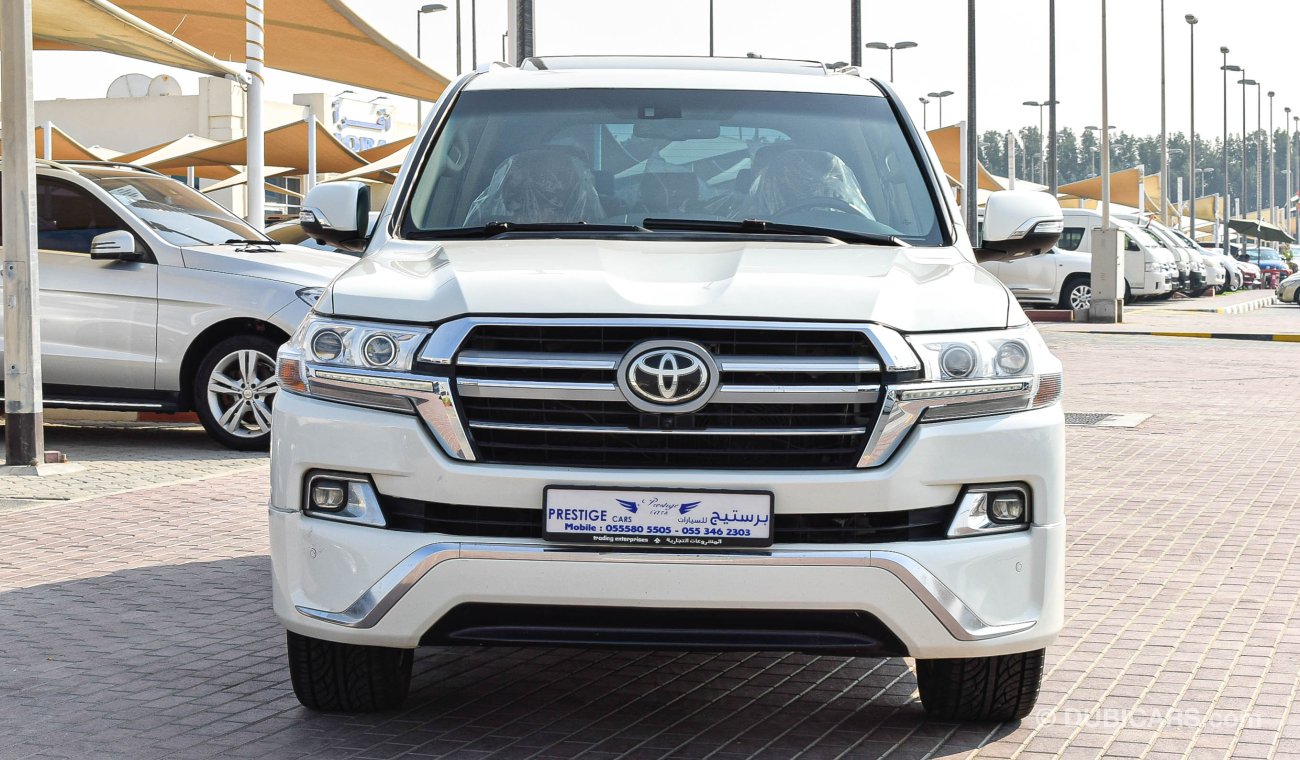 Toyota Land Cruiser VXR V8 With VXR 5.7 Facelift to 2020