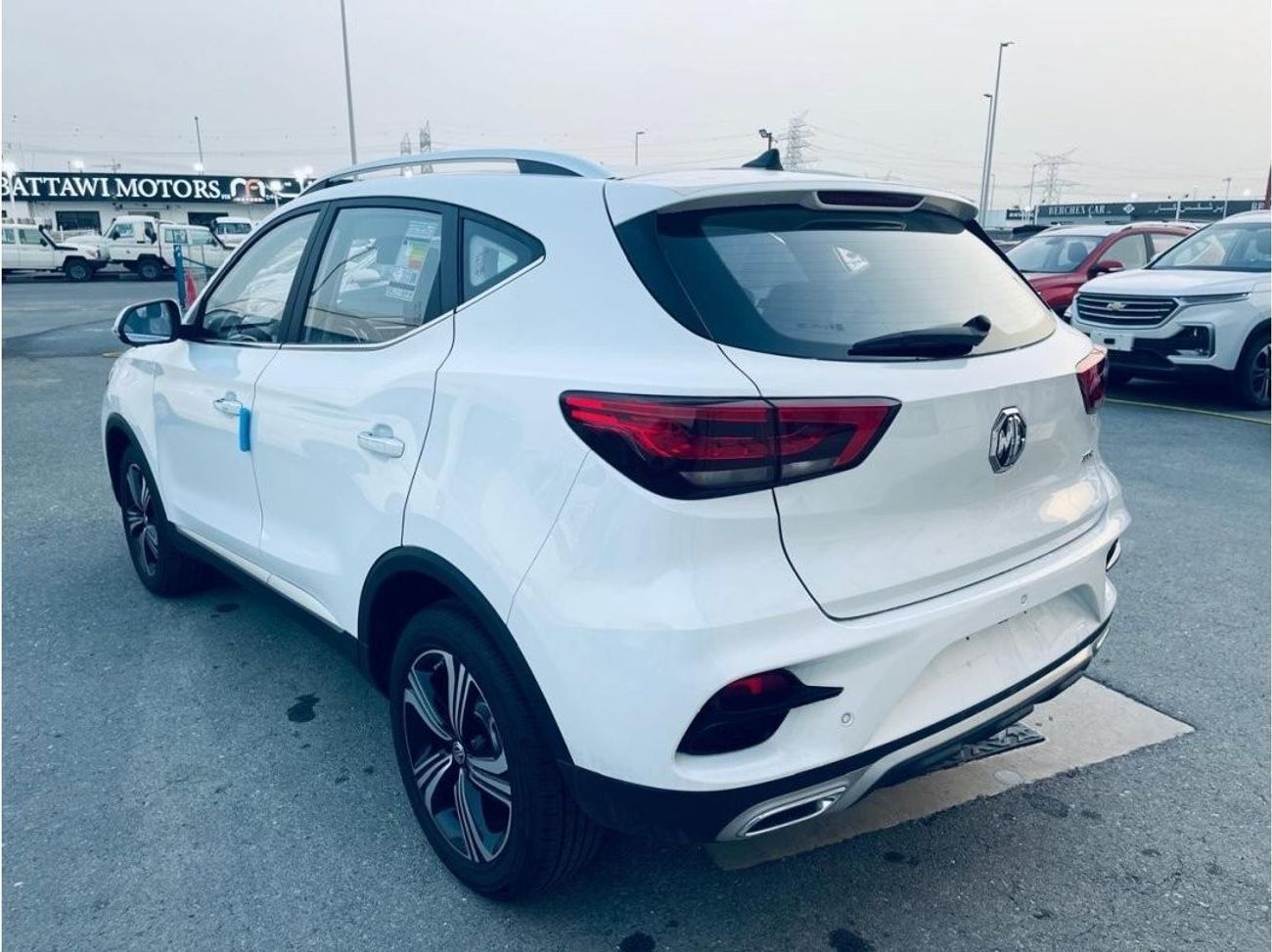 MG ZS 1.5L luxury AT (GCC)