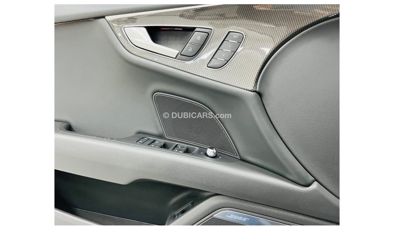 Audi S7 GCC .. V8 .. FSH .. Original Paint .. Top Range ..