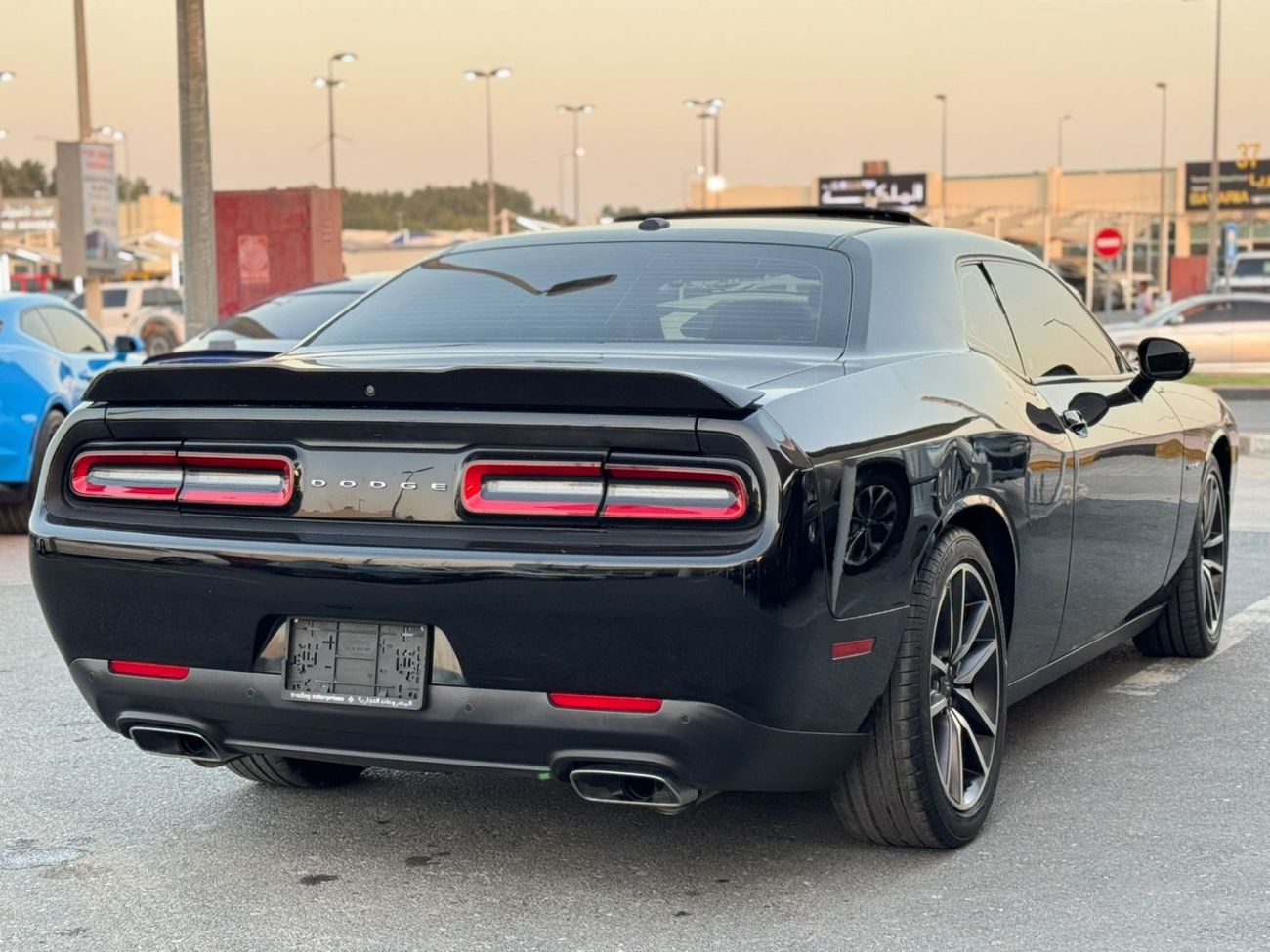 دودج تشالينجر R/T 5.7L (370 HP)