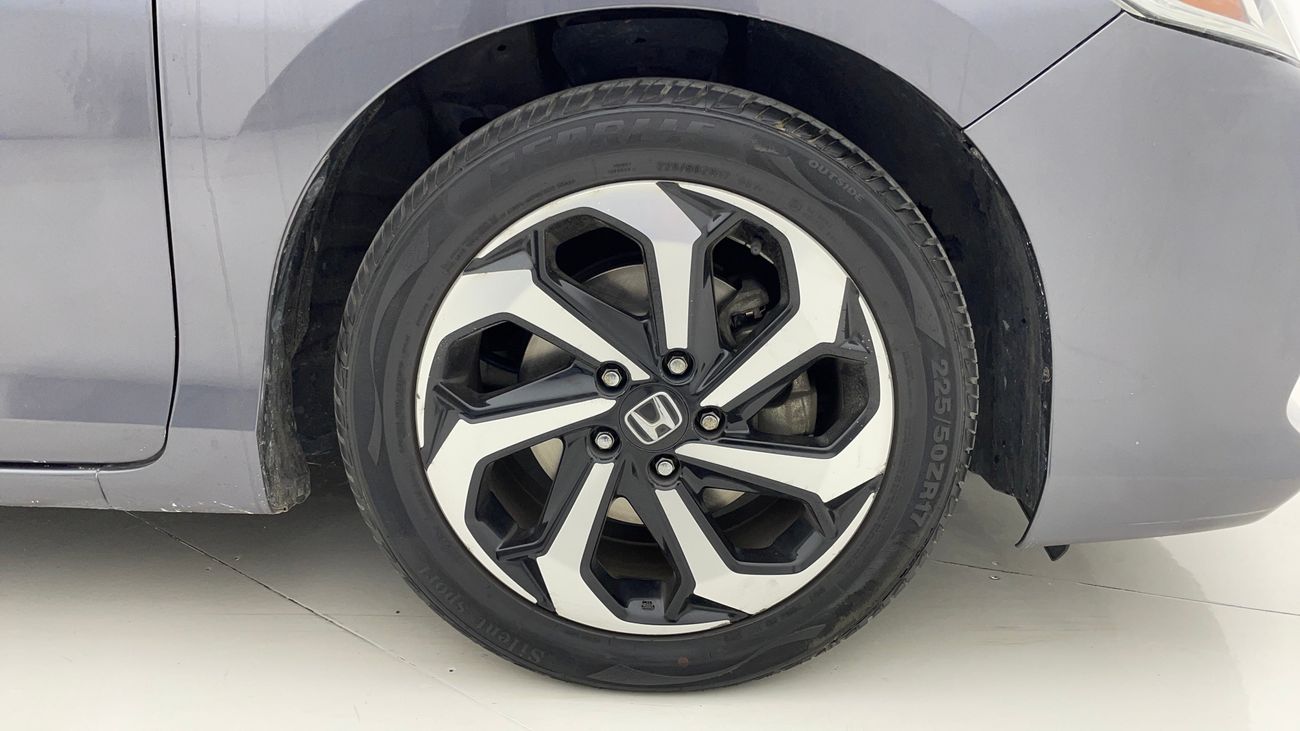 هوندا أكورد EX COUPE 2.4 | بدون دفعة مقدمة | اختبار قيادة مجاني للمنزل