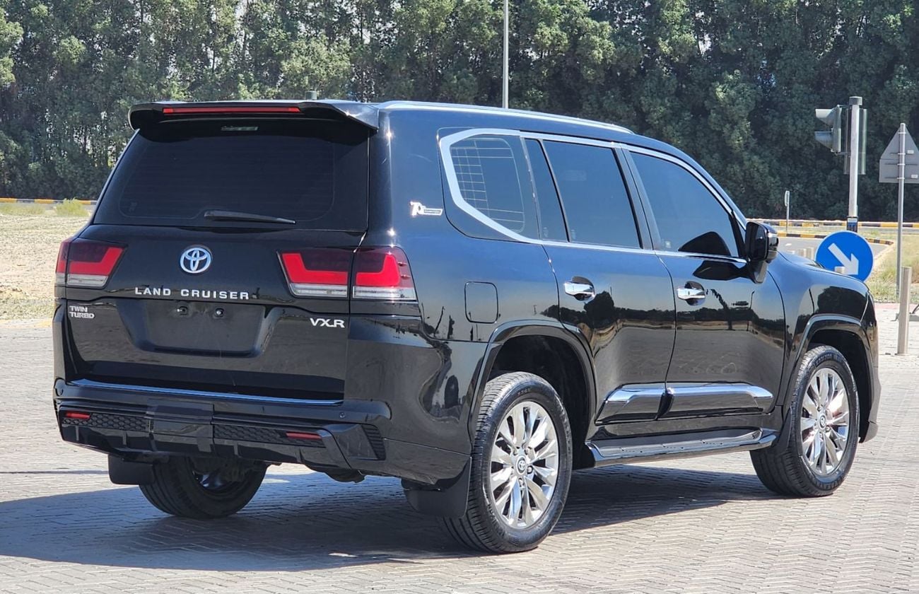 تويوتا لاند كروزر GX.R V8 upgrade 2024