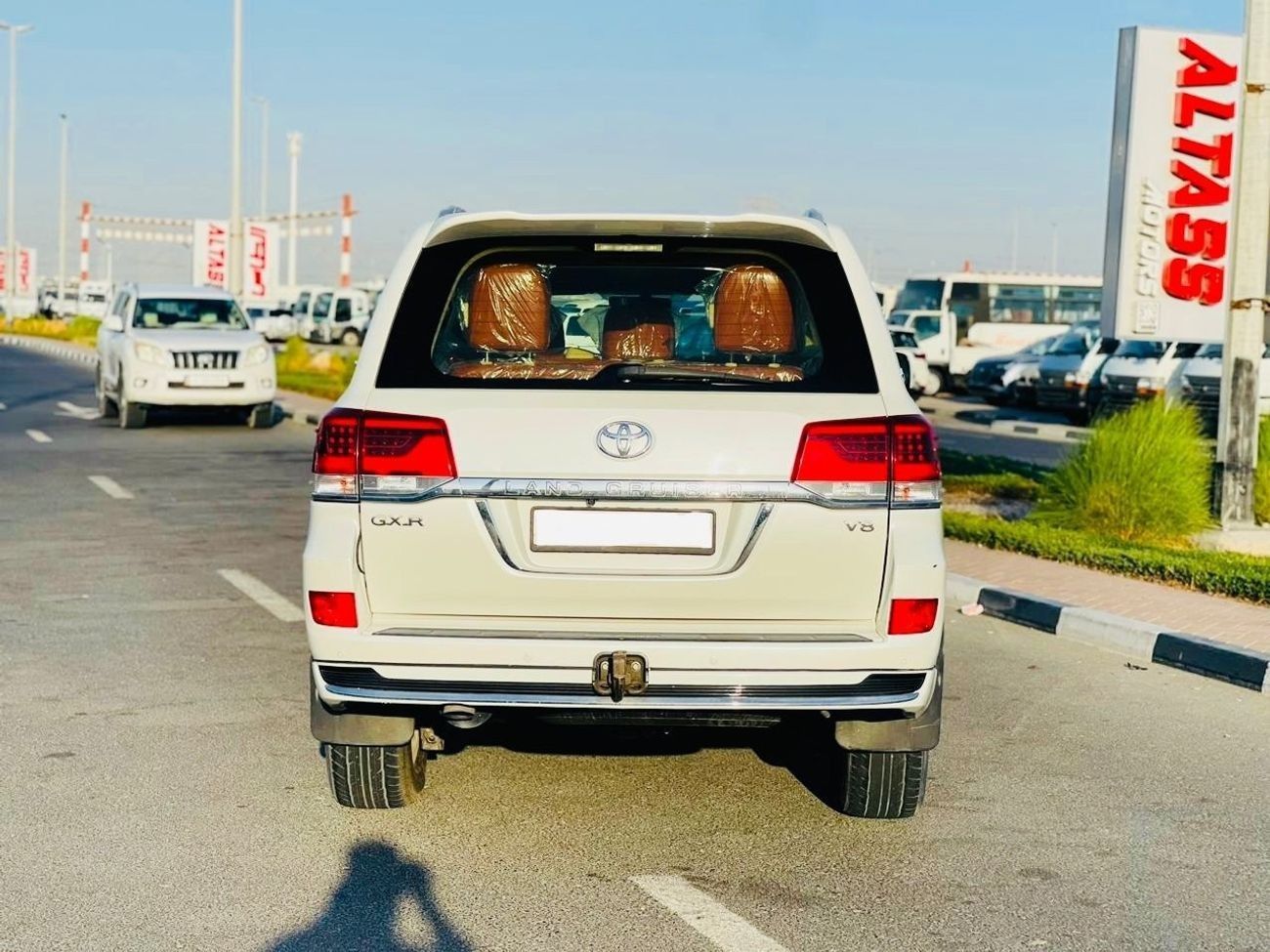 تويوتا لاند كروزر Toyota landcuriser GXR V8 2017 Full option