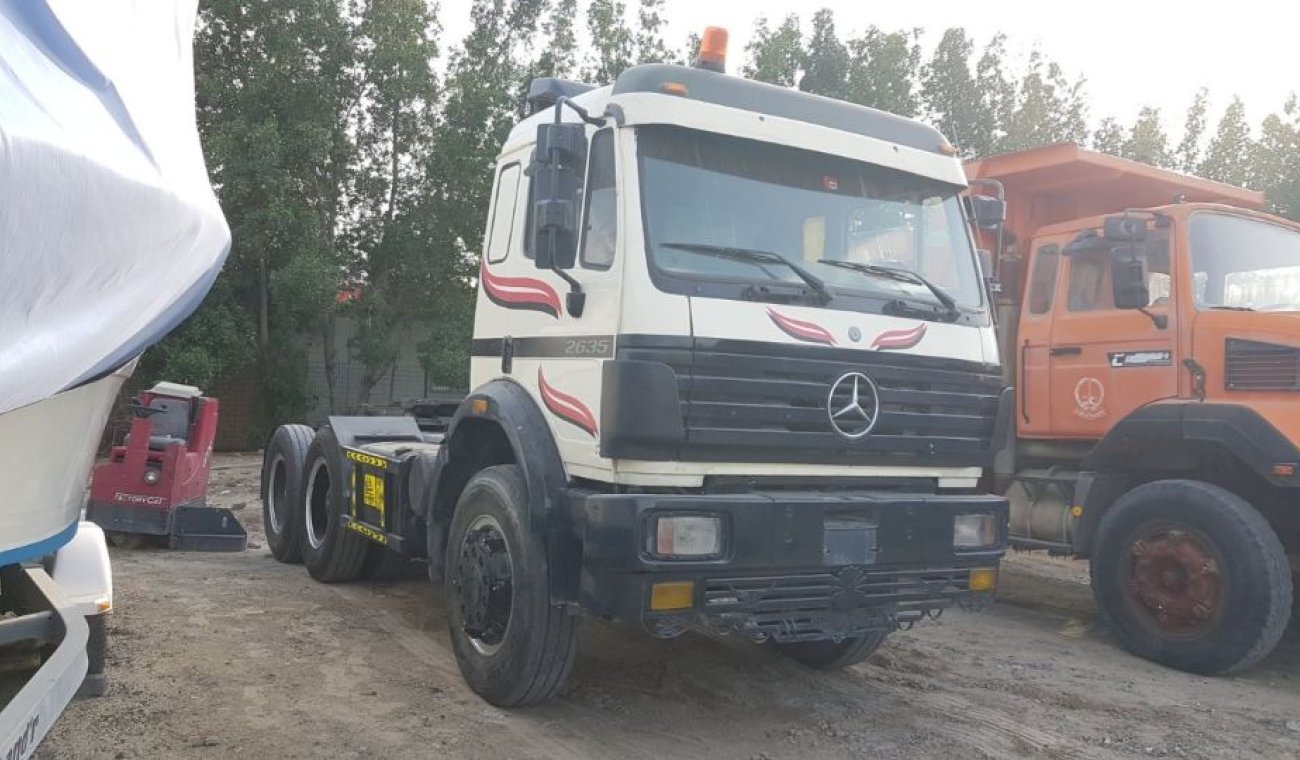 Mercedes-Benz 2624 1997 Mercedes Truck 2635  6 cylinders diesel 2 turbo