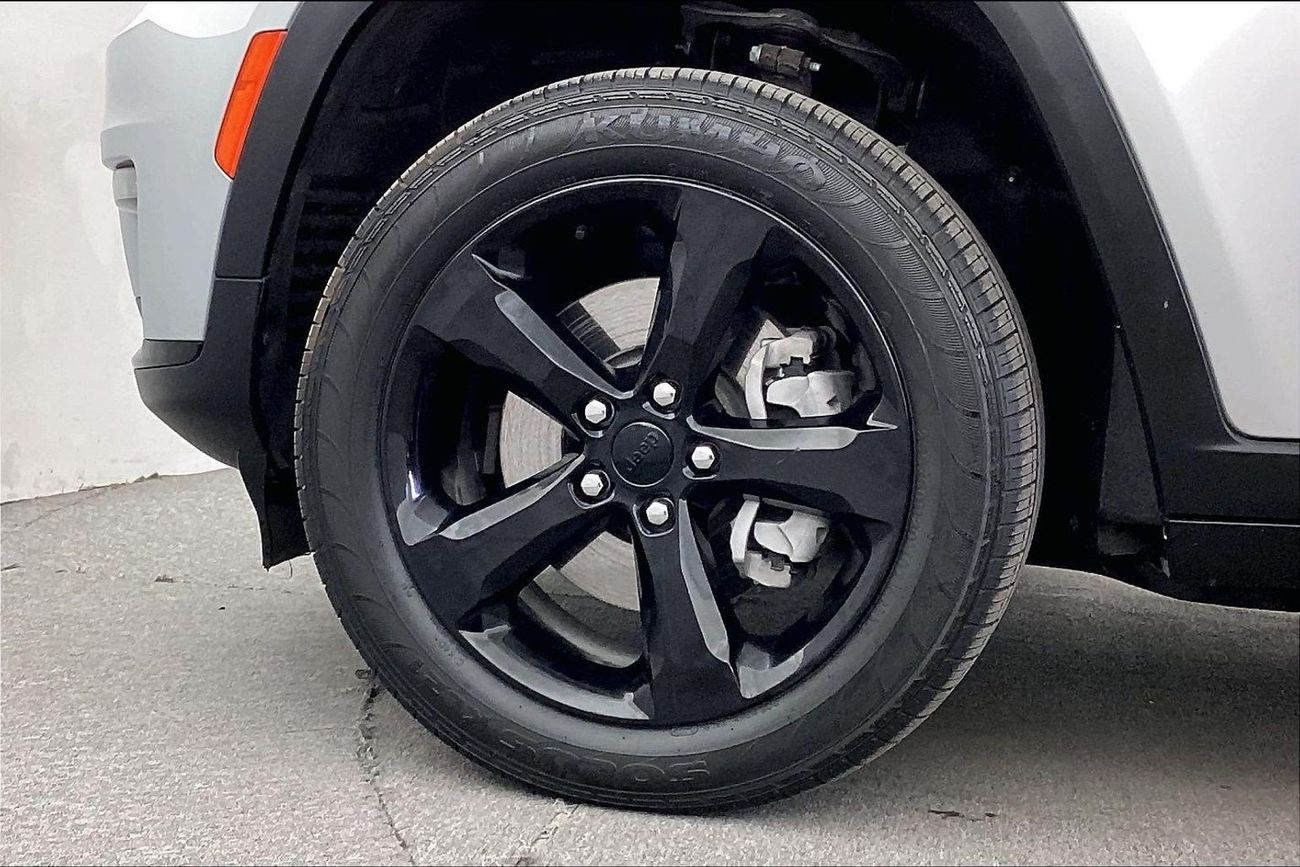 Jeep Cherokee Altitude | Carnival Sale • UP TO AED 20,000 OFF | Guaranteed Warranty | 0 Down Payment