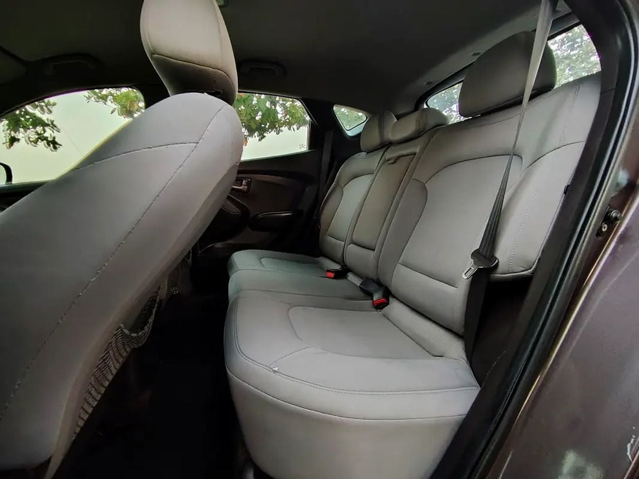 هيونداي توسون Comfort GCC Specs 4WD Premium Condition Low KM Compact SUV