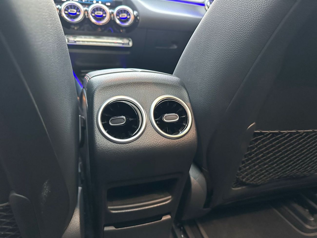 مرسيدس بنز EQE 350+ SUV