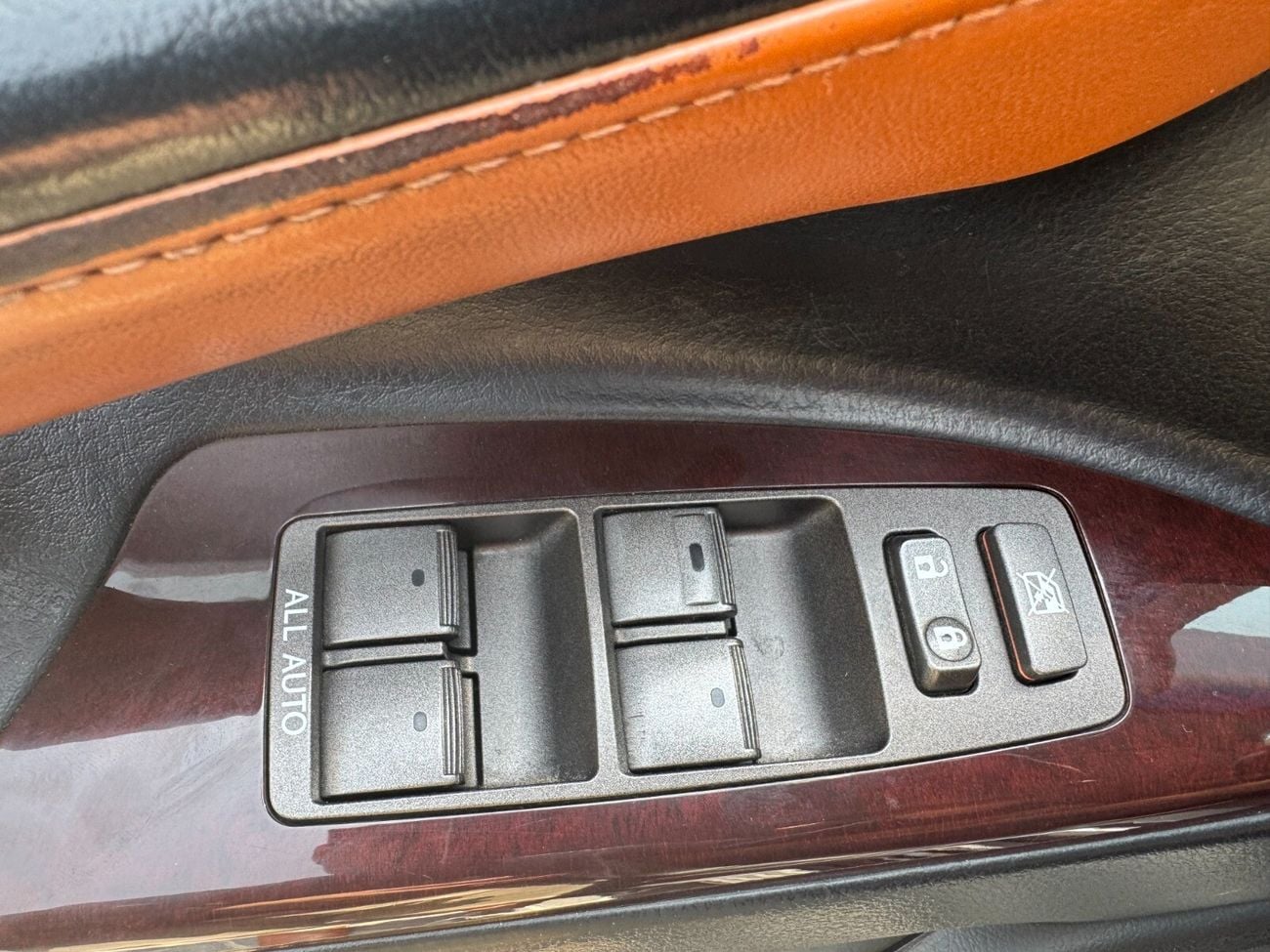 لكزس LX 570 25th Anniversary Edition 5.7L