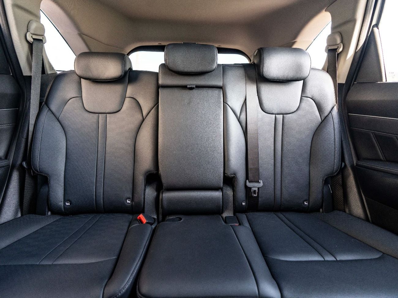 Kia Sorento Std 2.5L FWD