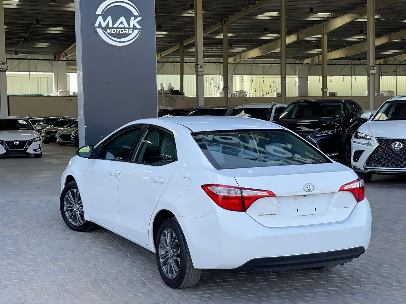 Toyota Corolla LE 1.8L V4 IN PERFECT CONDITION