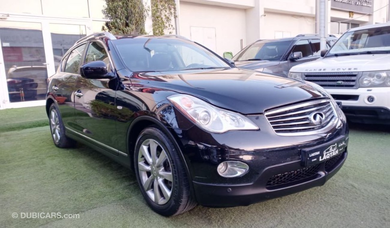 Infiniti EX35 Gulf model 2008, agency number one dye, leather fingerprint, cruise control hatch, in excellent cond