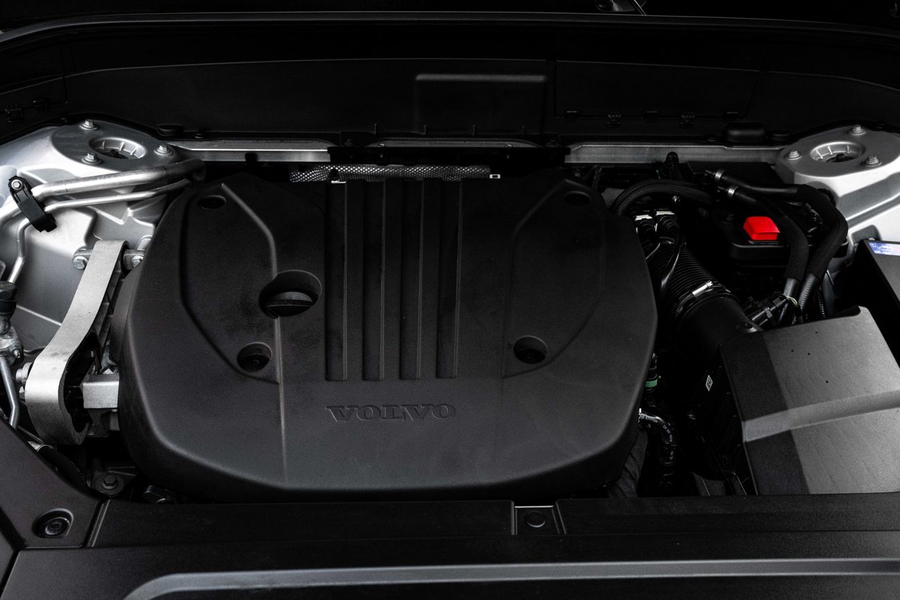 فولفو XC 90 B5 Plus Bright XC90 B5 Plus Bright AWD | 2,840 P.M | 0% Downpayment | 2028 WARRANTY