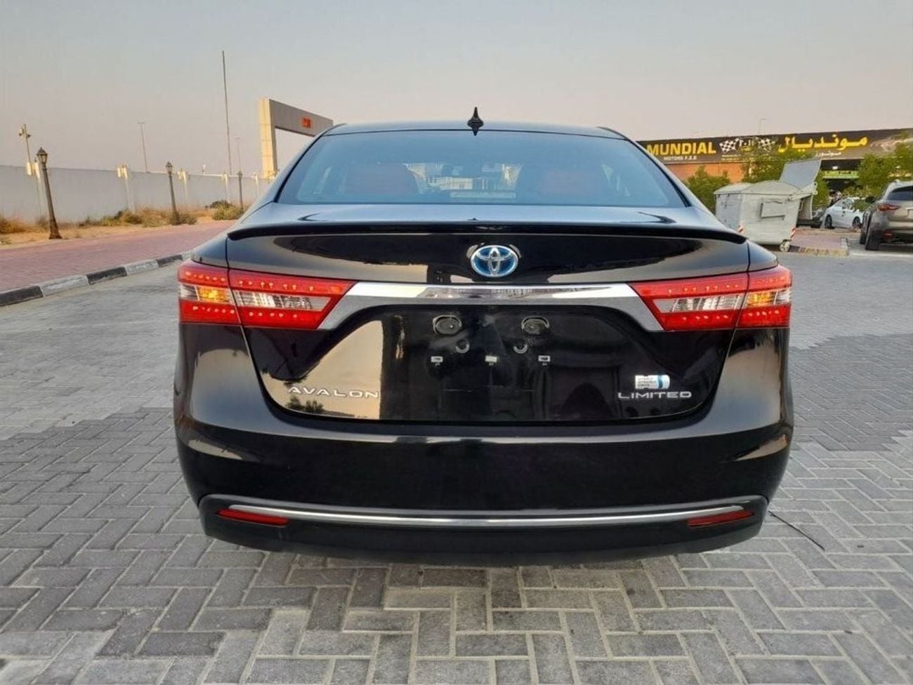 تويوتا افالون Toyota Avalon 2018 limited Hybrid