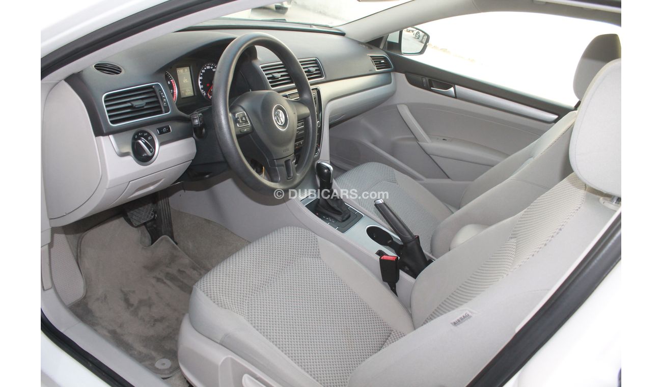 Volkswagen Passat 2.5L S 2015 MODEL GCC SPECS