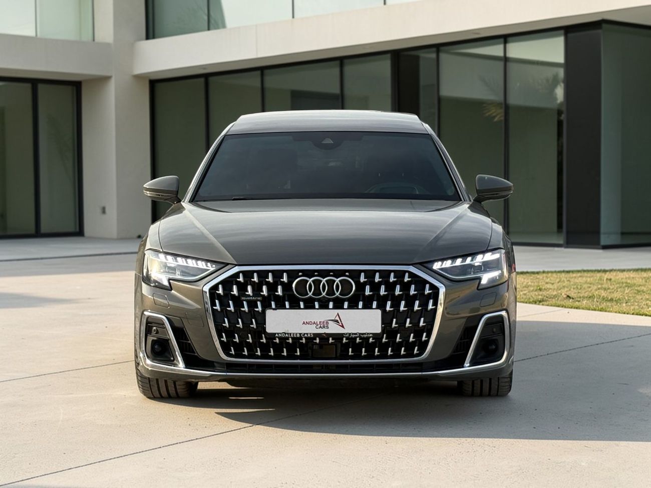 أودي A8 L 60 TFSI quattro 4.0L (454 HP)