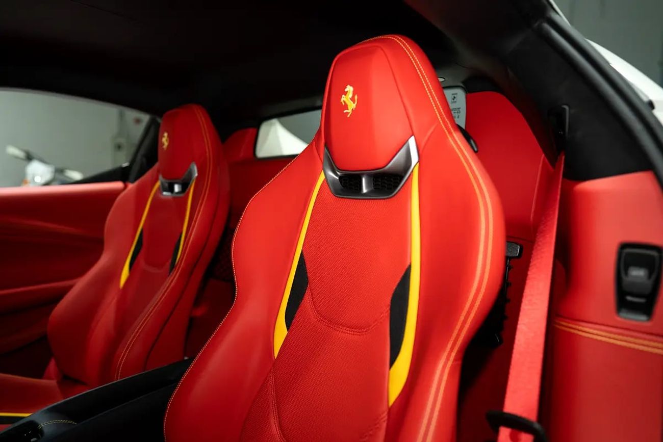 Ferrari 296 GTB FRONTLIFT | TWO TONE INTERIOR | ENGINE COVERS IN CARBON FIBRE | MATTE GREY WHEELS