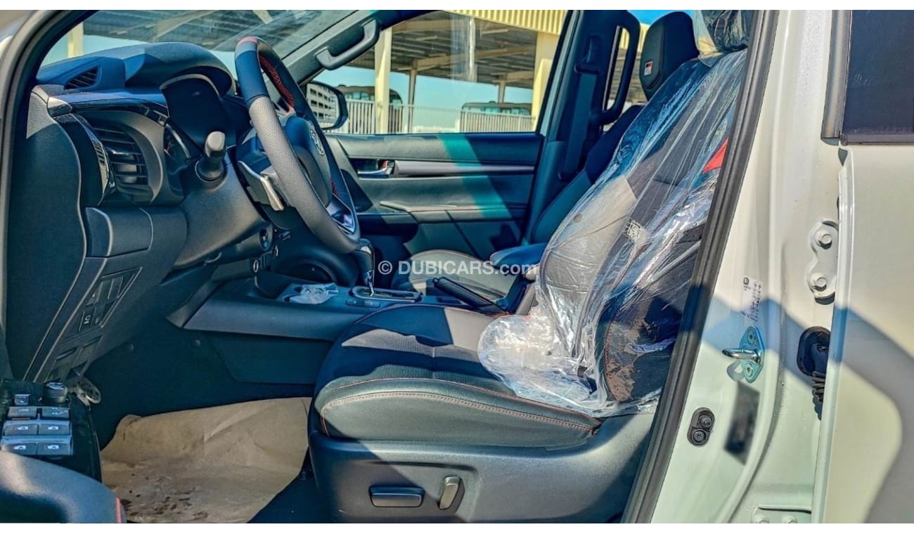 تويوتا هيلوكس HILUX GR 2.8L