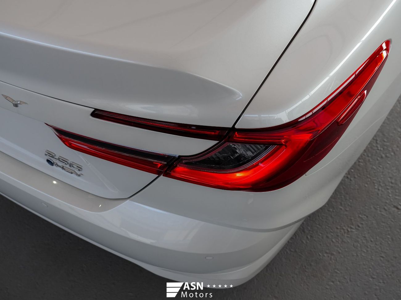 Toyota Camry 2.5 HG Premium Hybrid 2026 (Export Price)