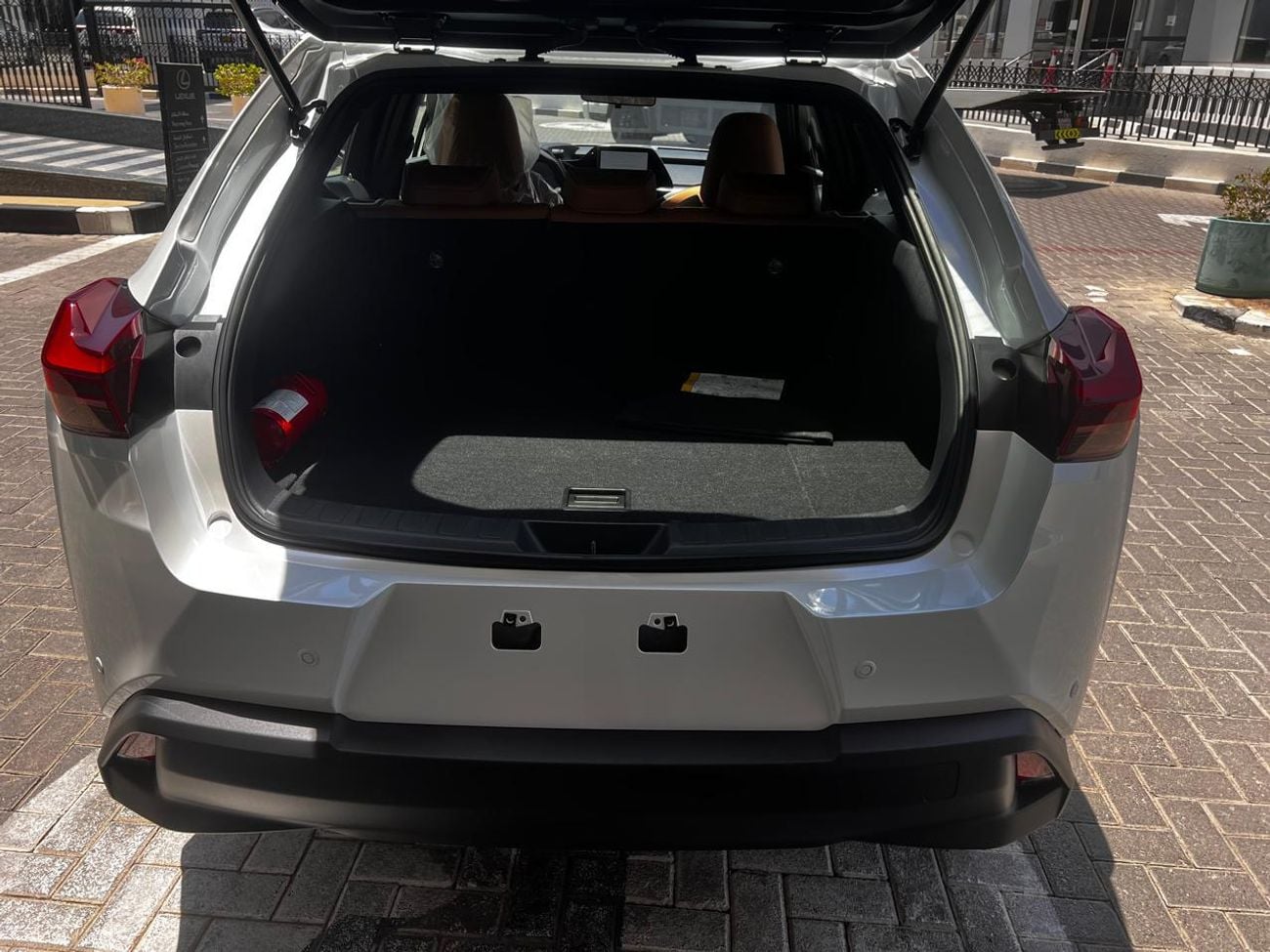 Lexus UX300h