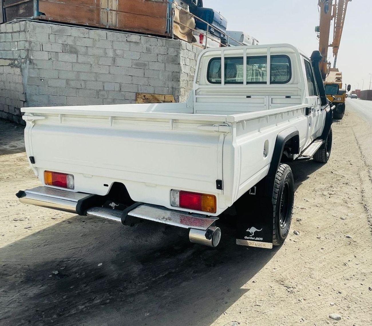 Toyota Land Cruiser Pick Up RIGHT HAND DRIVE ONLY FOR EXPORT 4.5 L 8 CYLIENDER