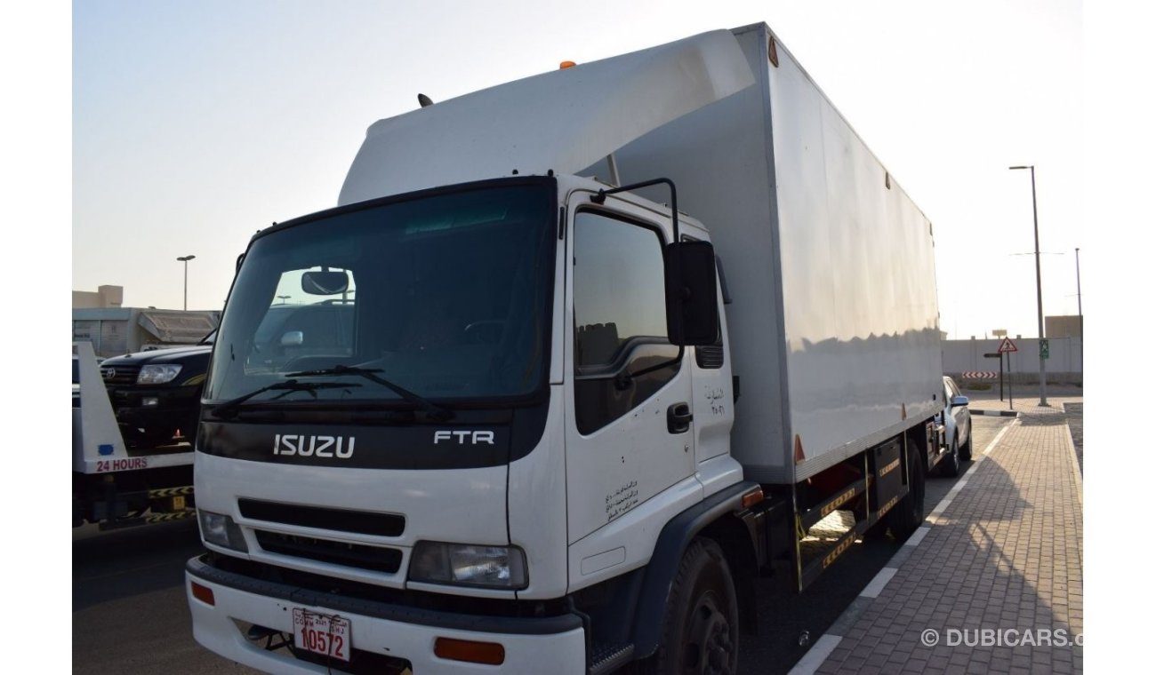 إيسوزو FVR Isuzu Ftr Pick up 10 ton, model:2015.Excellent condition