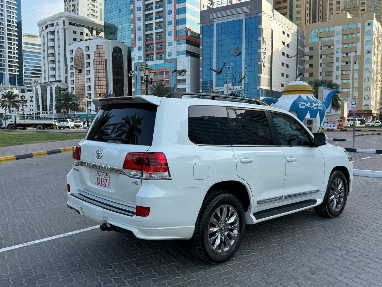 تويوتا لاند كروزر VXR