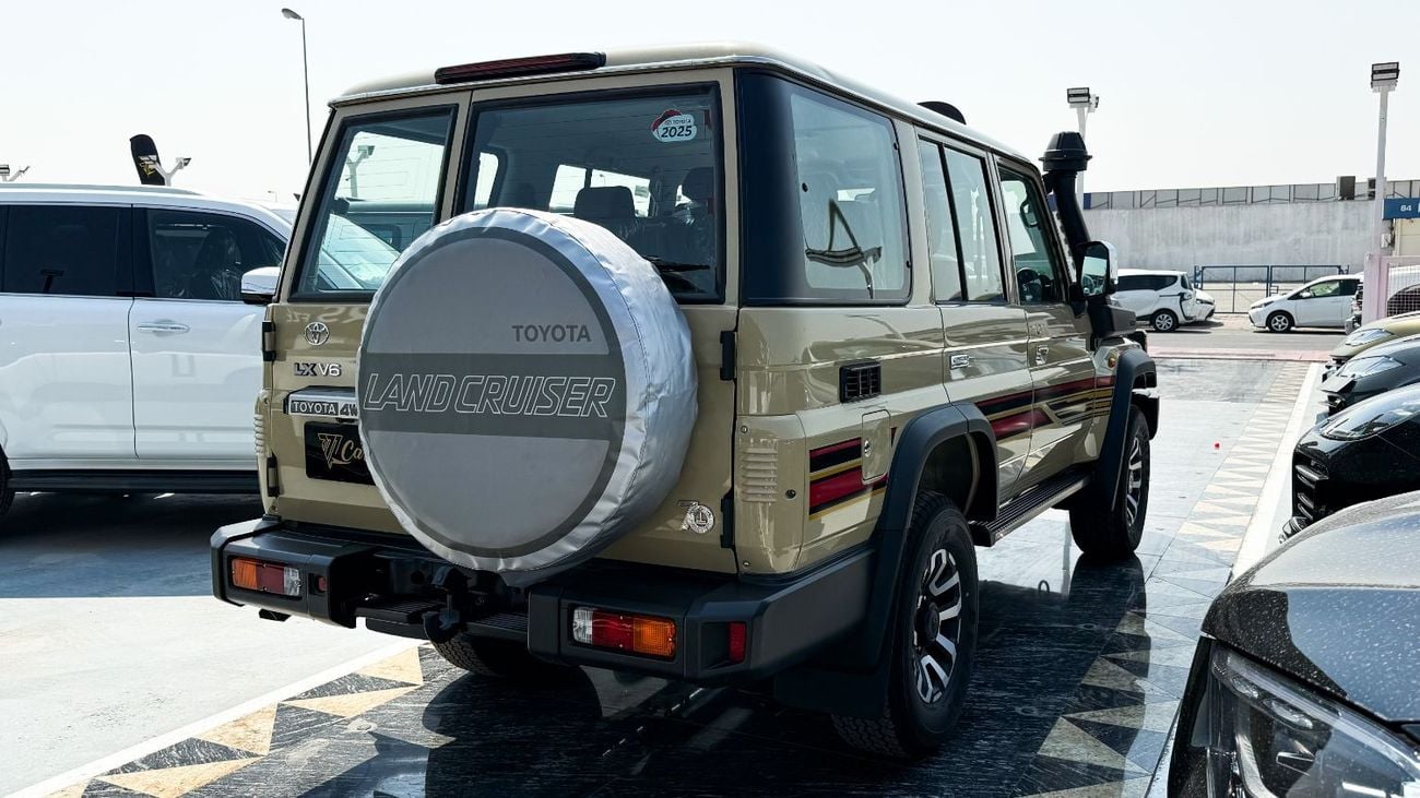 تويوتا لاند كروزر 70 TOYOTA LAND CRUISER HARD-TOP (70 SERIES) A/T 4.0L - 2025