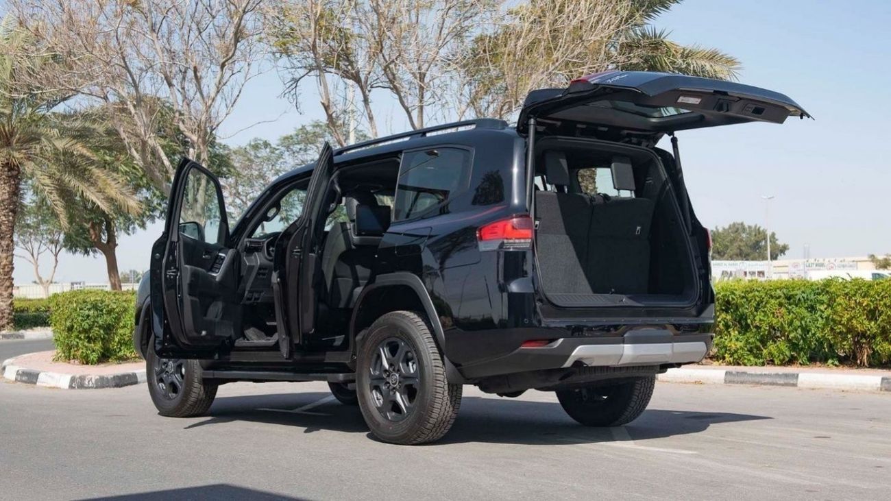 تويوتا لاند كروزر Land cruiser GR sport 3.5L petrol twin turbo 2023
