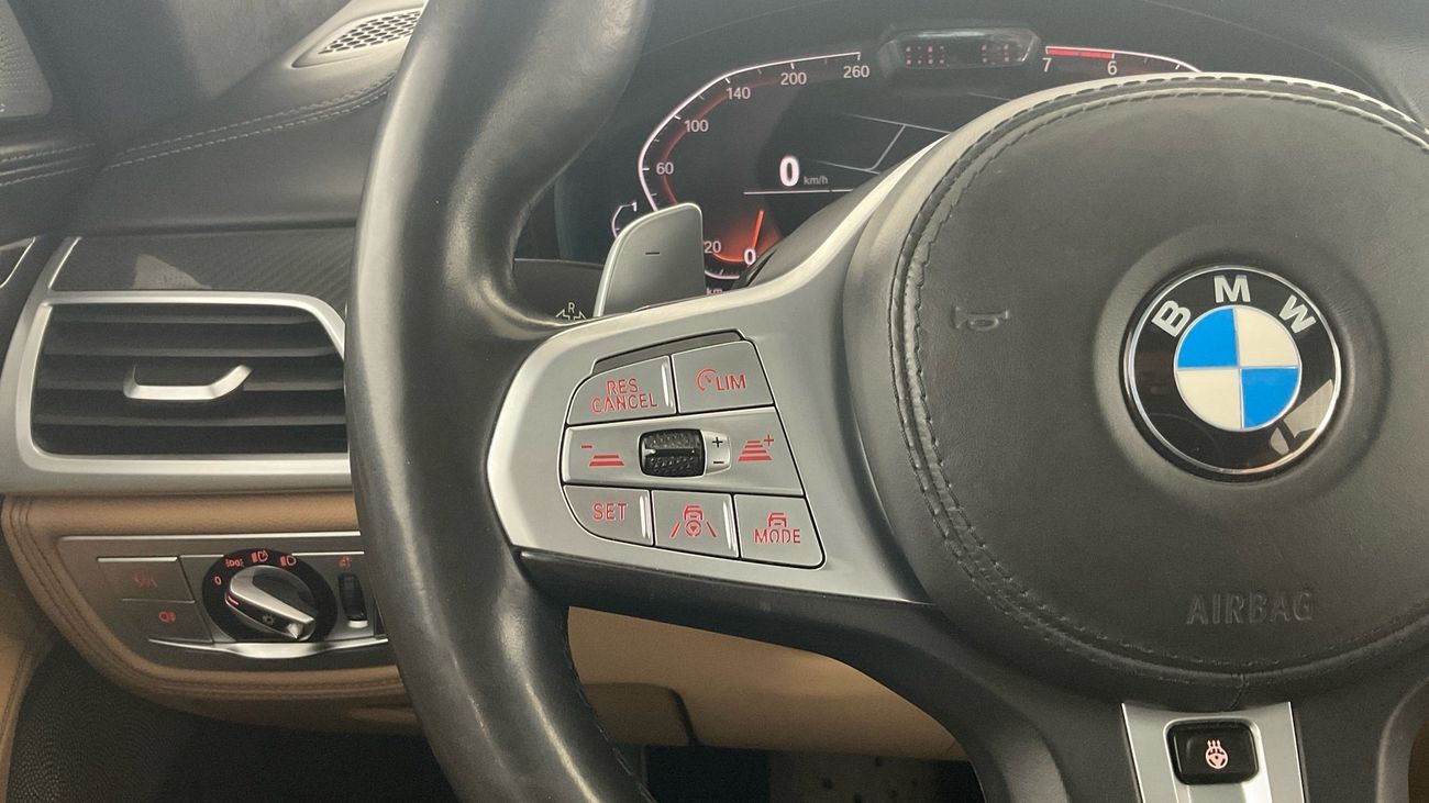 BMW 750Li Pure Excellence | upto AED 20,000 Ramadan Discount | Guaranteed Warranty | 0 Down Payment