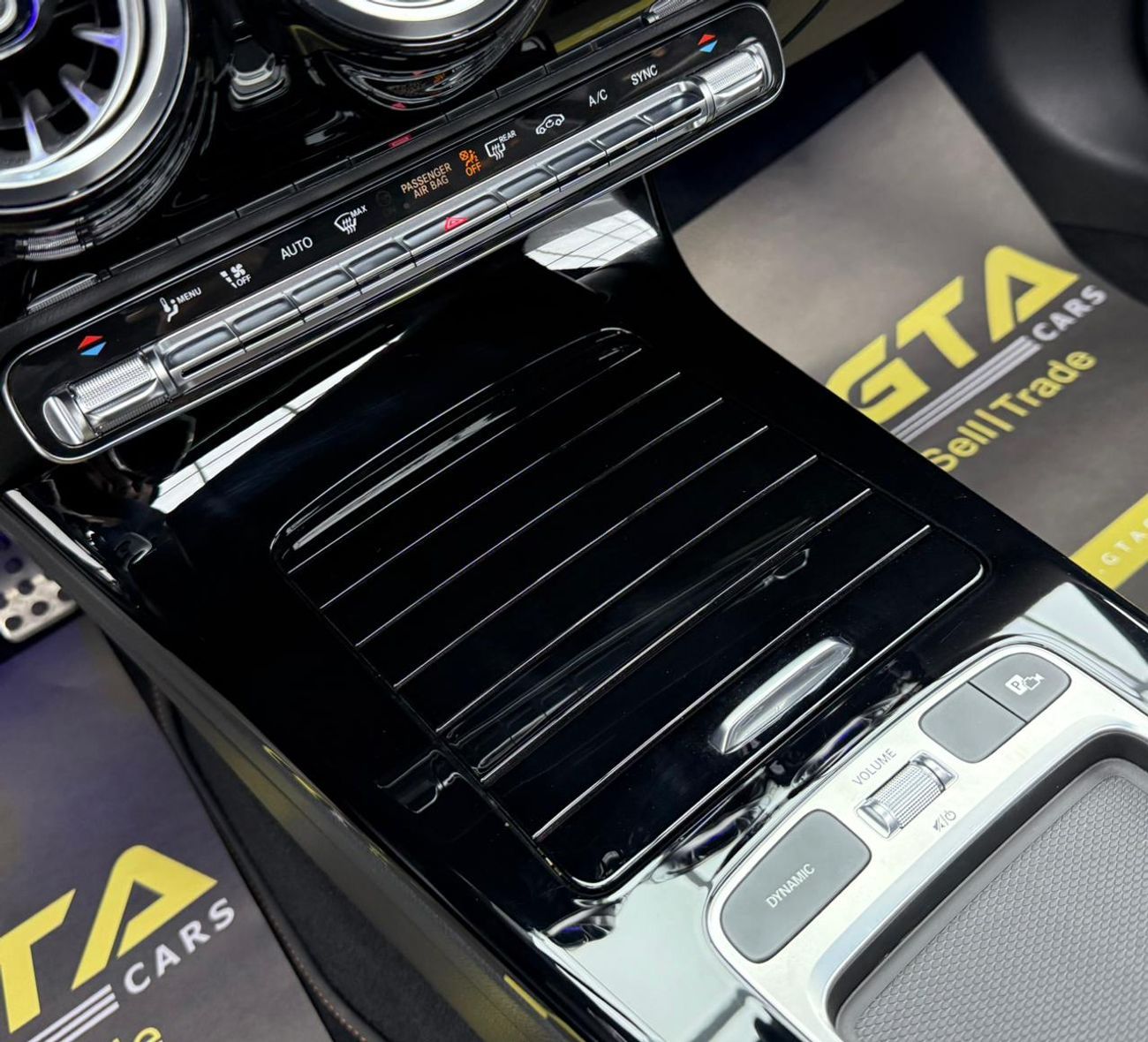 مرسيدس بنز A 45 S AMG 4MATIC+ 2023 Mercedes Benz A45 S AMG, Warranty ,Excellent Condition ,GCC