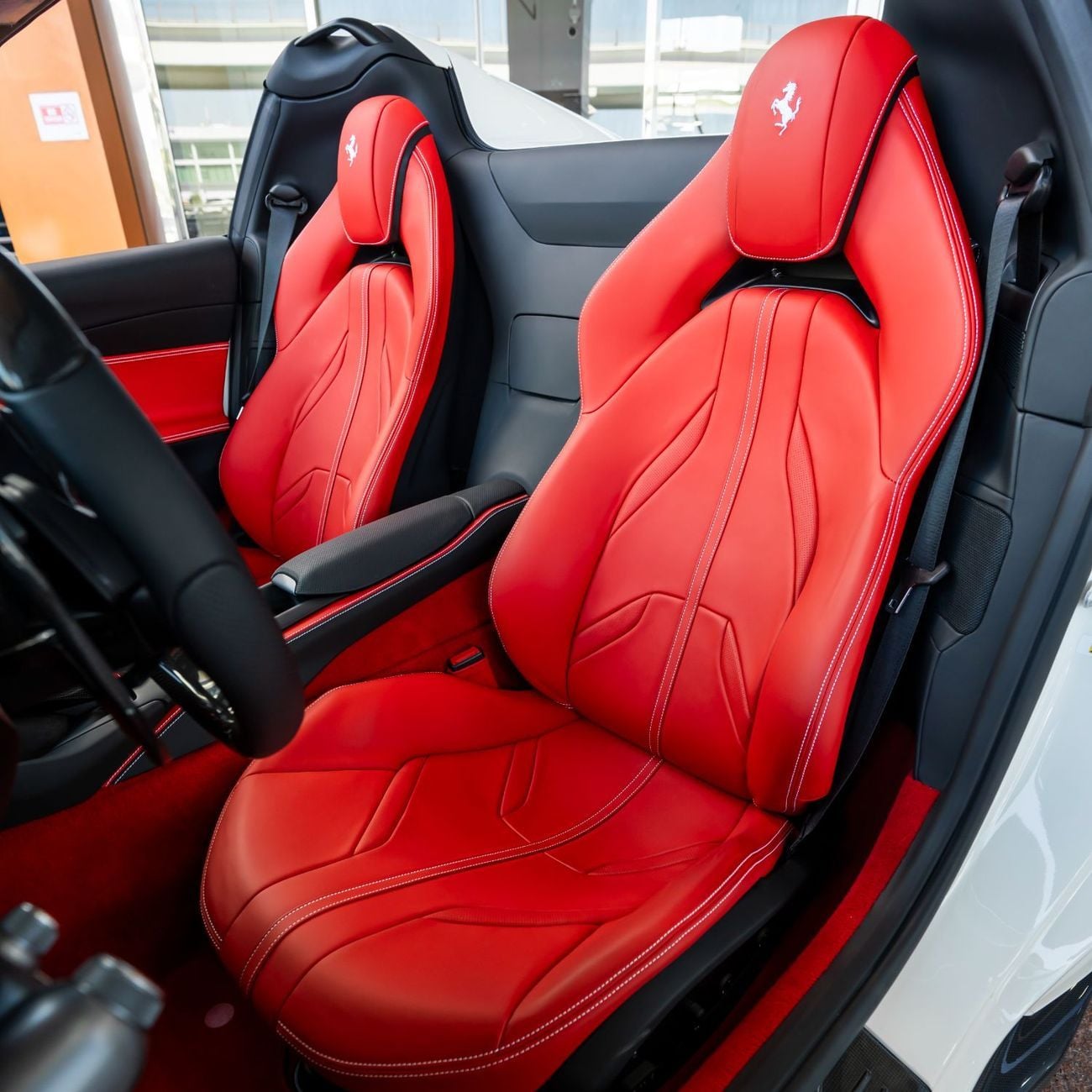 Ferrari 812 2023 FERRARI 812 GTS ( FULL CARBON BODY ) DONE ONLY 1200KM