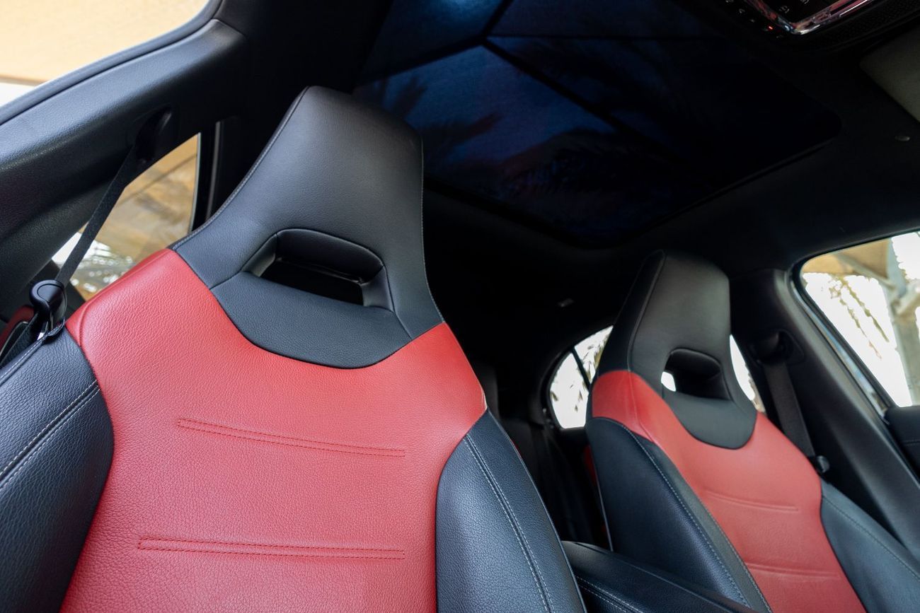 Mercedes-Benz A 35 AMG 4MATIC Hatchback