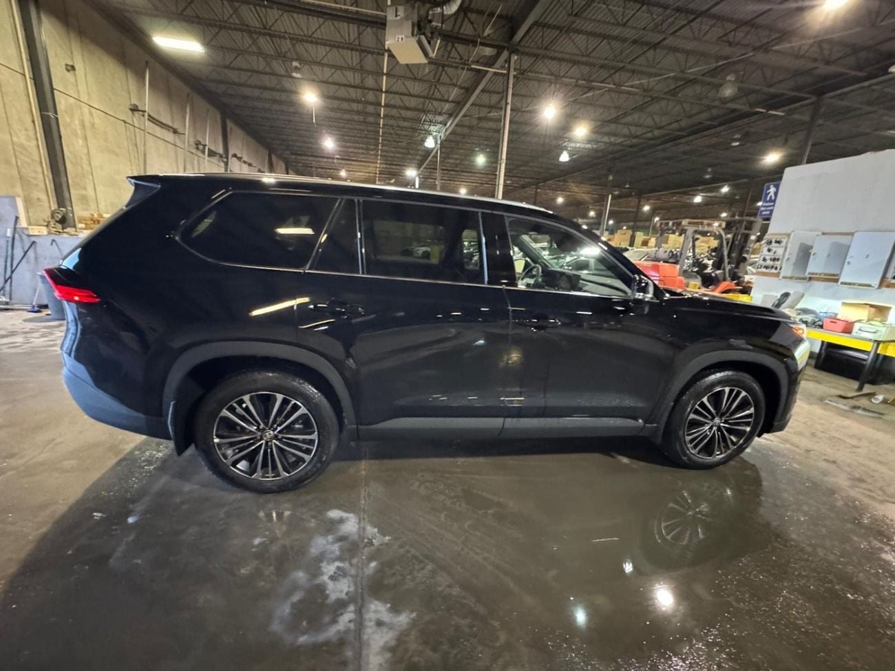 Toyota Grand Highlander PLATINUM HYBRID MAX