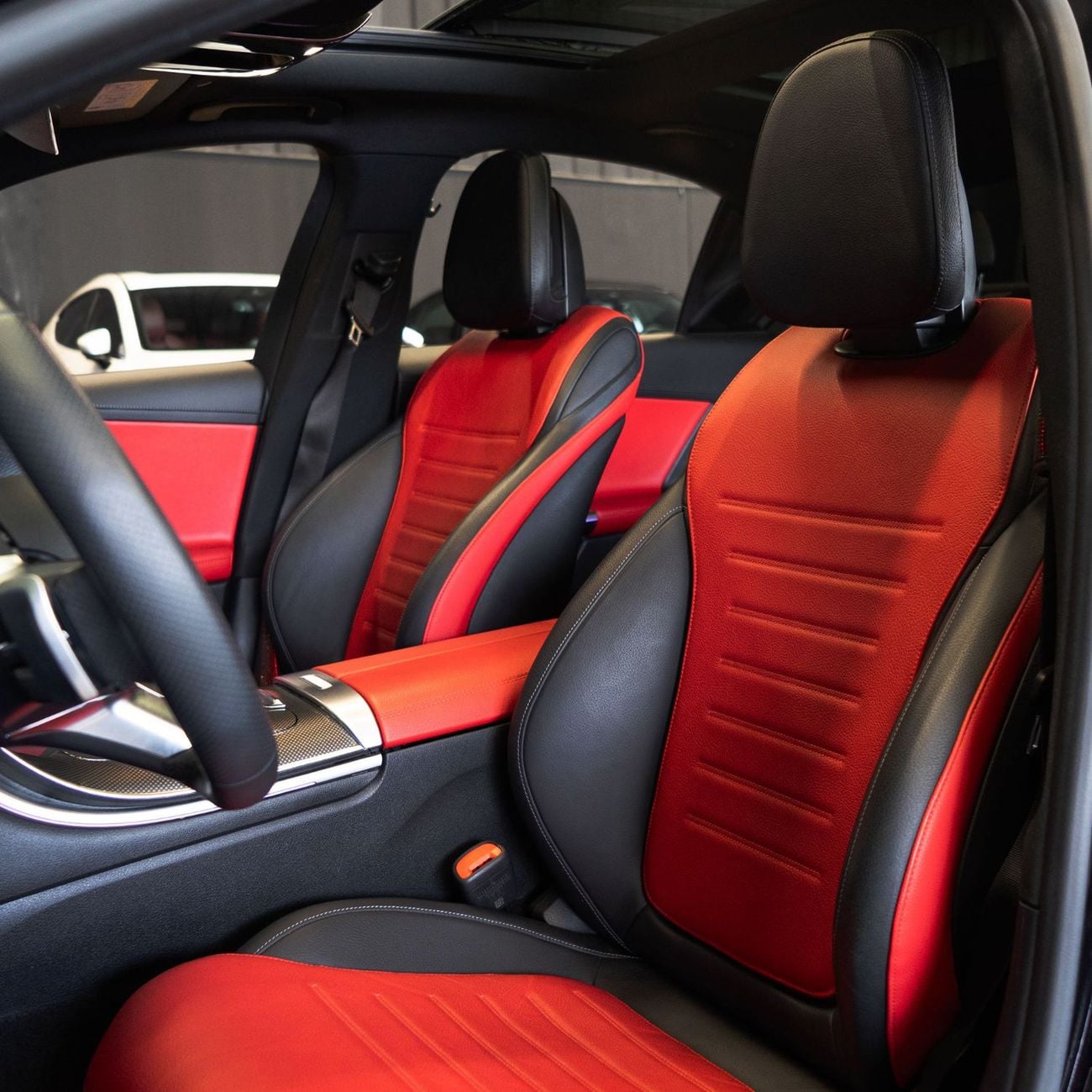 مرسيدس بنز C 200 PREMIUM PLUS