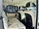 Mercedes-Benz G 500 Std 4.0L (422 HP)