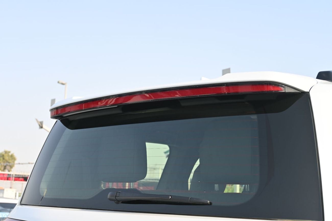 Toyota Land Cruiser GR SPORT Toyota Land Cruiser GR-Sport 3.5L Twin Turbo + Hybrid V6 4WD