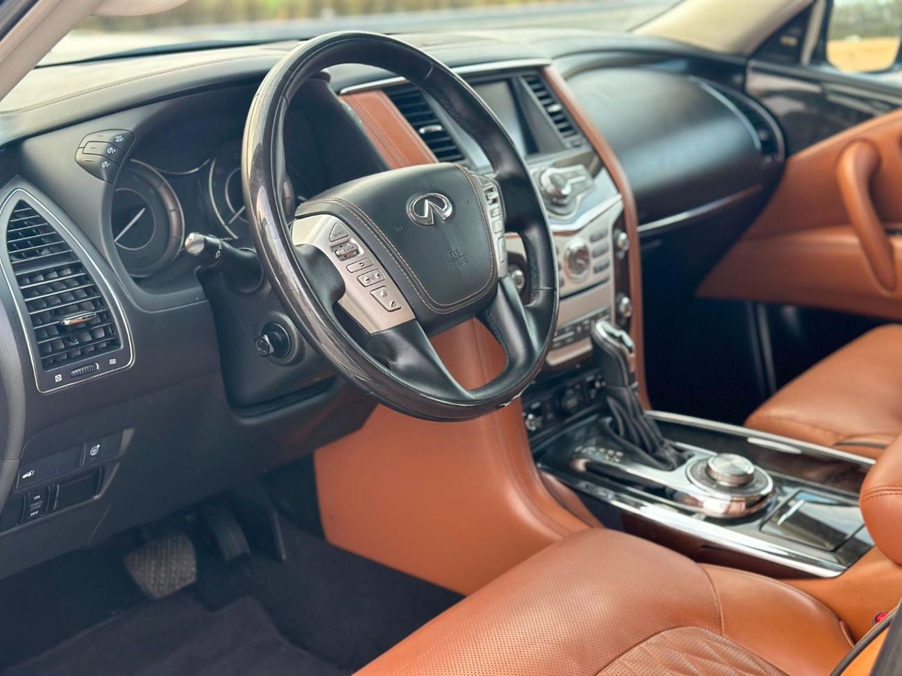 إنفينيتي QX80 LIMITED